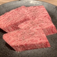 焼肉うしごろ 新宿三丁目店 - 