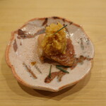 すし処 睦月 - 北海道昆布森のぶり、辛味大根