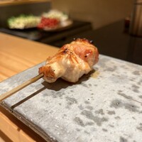 地葉 栄 - もも