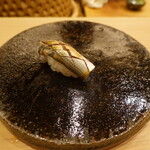 すし処 睦月 - 小肌