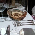 OTTO SETTE - 白グラス「光甲州」。