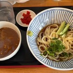 うどん そば 浪花 - 牛すじカレーは後を引く美味さ、辛口好みには物足りないかも