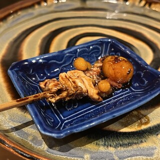職人の技が織りなす珠玉の焼き鳥◆味わい深い地鶏を使用