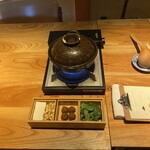 早苗饗 - お味噌汁は横に見えるペーパーに従って自ら作っていく