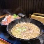 Totonoya Gonkichi - ◆ MEN'S限定 応援メニュー 1,500円/税込
                      (並海鮮丼 or 並チャーシュー丼 + 店主の選んだラーメン)