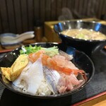 Totonoya Gonkichi - ◆ MEN'S限定 応援メニュー 1,500円/税込
                      (並海鮮丼 or 並チャーシュー丼 + 店主の選んだラーメン)