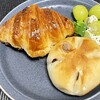 PANYA　komorebi - 料理写真:クロワッサンとまるパン