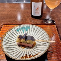 デンクシフロリ - レバーペースト茄子揚げ浸し串カレーオイル4倍酢。この日いちばん好きだったお料理♡(^^) 茄子の皮が口に残りやすいからシートにして乗せたというお話になるほど納得!!フロリレージュでも見かけた茄子シート