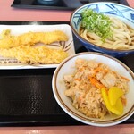 丸亀製麺 - 私のぉ～鶏めし定食580円税込＆えび天180円税込＆いか天160円税込ですってぇ〜♪