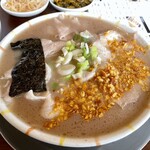 ラーメン陽向 嘉島本店 - チャシューメン　ニンニクトッピング