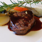 牛久シャトー レストラン - 牛フィレ肉は実に柔らかくて､