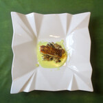 牛久シャトー レストラン - 魚料理は真鯛のポワレ。