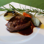 牛久シャトー レストラン - 見た目以上に、