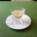 牛久シャトー レストラン - コｰンベｰスの冷製スープ｡