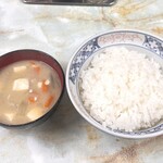 Oshokuji Maruyama - 豚汁と大盛りライス