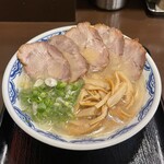 博多麺房 赤のれん - チャーシュー麺 1150円