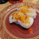 すし官太 - ホタテ炙り