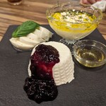 chichi cheese factory AND wine - 