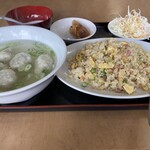 大福元 - 五目炒飯と水餃子のランチ