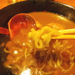 三芳食堂 - 麺リフト