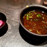 SECRETO - 赤出汁と漬物