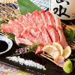 <Two major specialties> Miyazaki beef cut-section sashimi