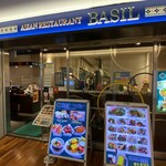 ASIAN RESTAURANT BASIL - 