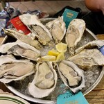 SALTY Oyster House - 