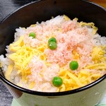 鳥取砂丘にいちばん近いドライブインレストラン砂丘会館 - カニちらし寿司！