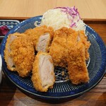 Tonkyuu - 上ひれかつ定食(黒豚、二個)、上ロースかつ(黒豚)