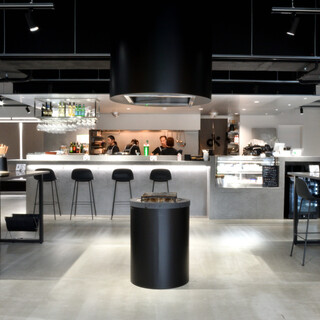 アーヴァンスタイルの店内をどんな用途にも思いのままに