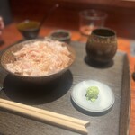 江戸前晋作 - 天かす丼