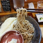 Ramen FeeL - 全粒粉の中細麺リフト ♪