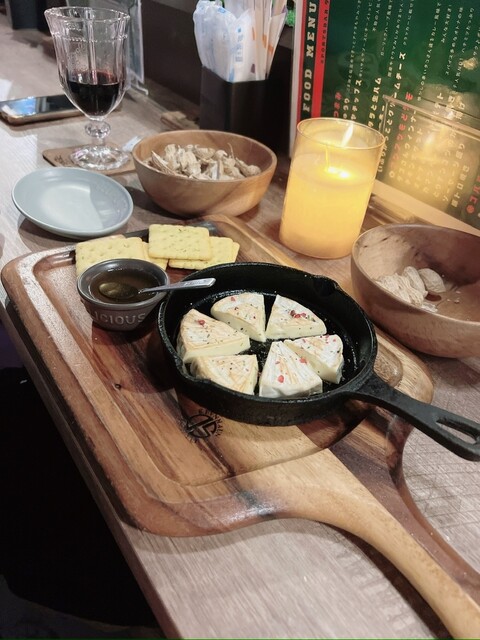 ダグ アウト &ndash; 酒田（スポーツバー） | スポーツ観戦と豊富なドリンクで楽しむ居酒屋