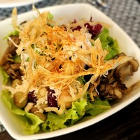 R restaurant & bar - 