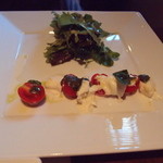 カプレーゼ（ミニトマトとモッツァレアチーズ）