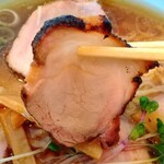 ラーメン処菊忠食堂 - 燻しチャーシューロース