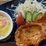 つむぎ処 たなごころ - 当店一番人気ボーノポークみそ焼き