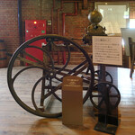 牛久シャトー レストラン - またワインを送るポンプに､