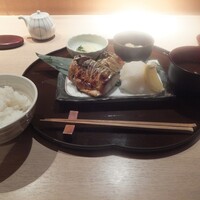 伊豆の旬 やんも 丸の内店 - 