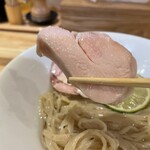 開運橋通 ふじ原 - 分厚い鶏胸肉のチャーシュー