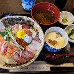 大山 - 海鮮丼(茶碗蒸し付き)2500円