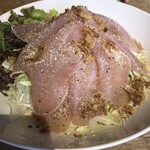 Okayu-stand.Salad - 生ハムサラダ。880円