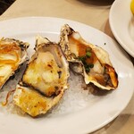 Emit Fish Bar Oyster And Grill - 