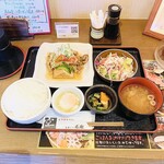 大阪産料理 空 - 日替わり定食(すき焼き)