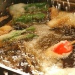 串かつ でんがな - 揚げ