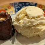 神戸焼肉かんてき - カヌレとバニラアイス。美味しかったあ