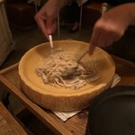 Cheese Tavern CASCINA - チーズの上で混ぜ混ぜ