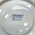 スマート珈琲店 - オリジナルのカップとソーサーはNoritakeのクオリティー