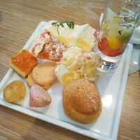 AWkitchen TOKYO 新丸ビル店 - 